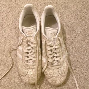 Adidas Gazelle Sneakers - EXCELLENT CONDITION